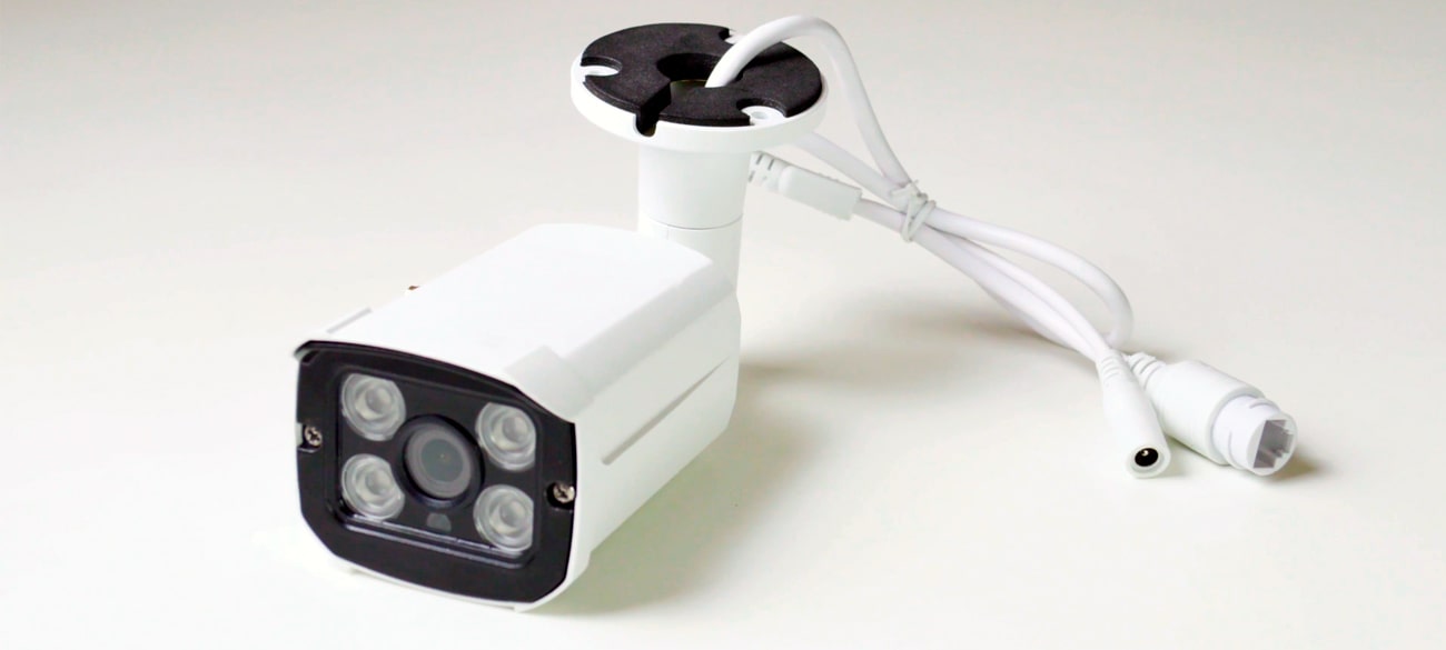 Уличная камера видеонаблюдения