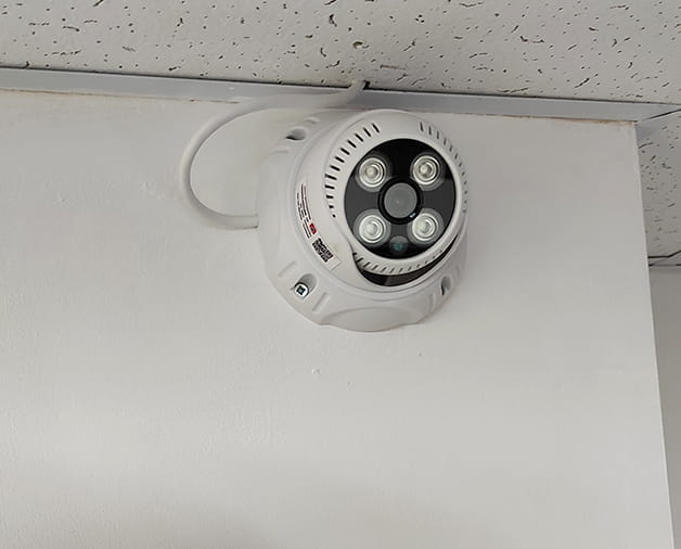 Подключение IP-камеры WebGlazok с облачным хранилищем сетевым кабелем